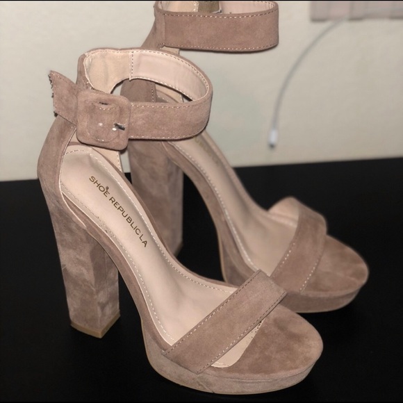 go jane chuncky heels - Picture 3 of 3